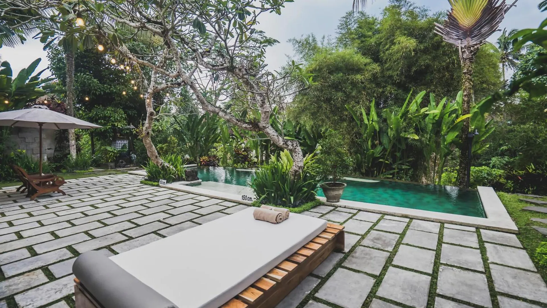 Luwak Ubud Villa Indonesia
